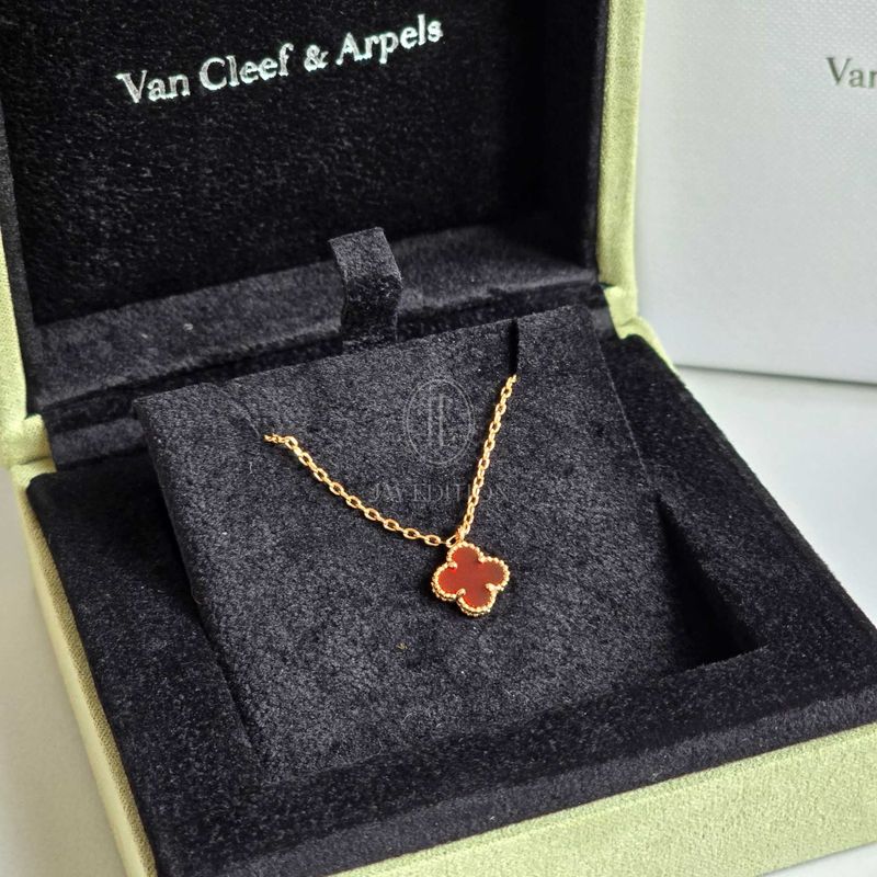 반클리프 스위트 알함브라 네크리스