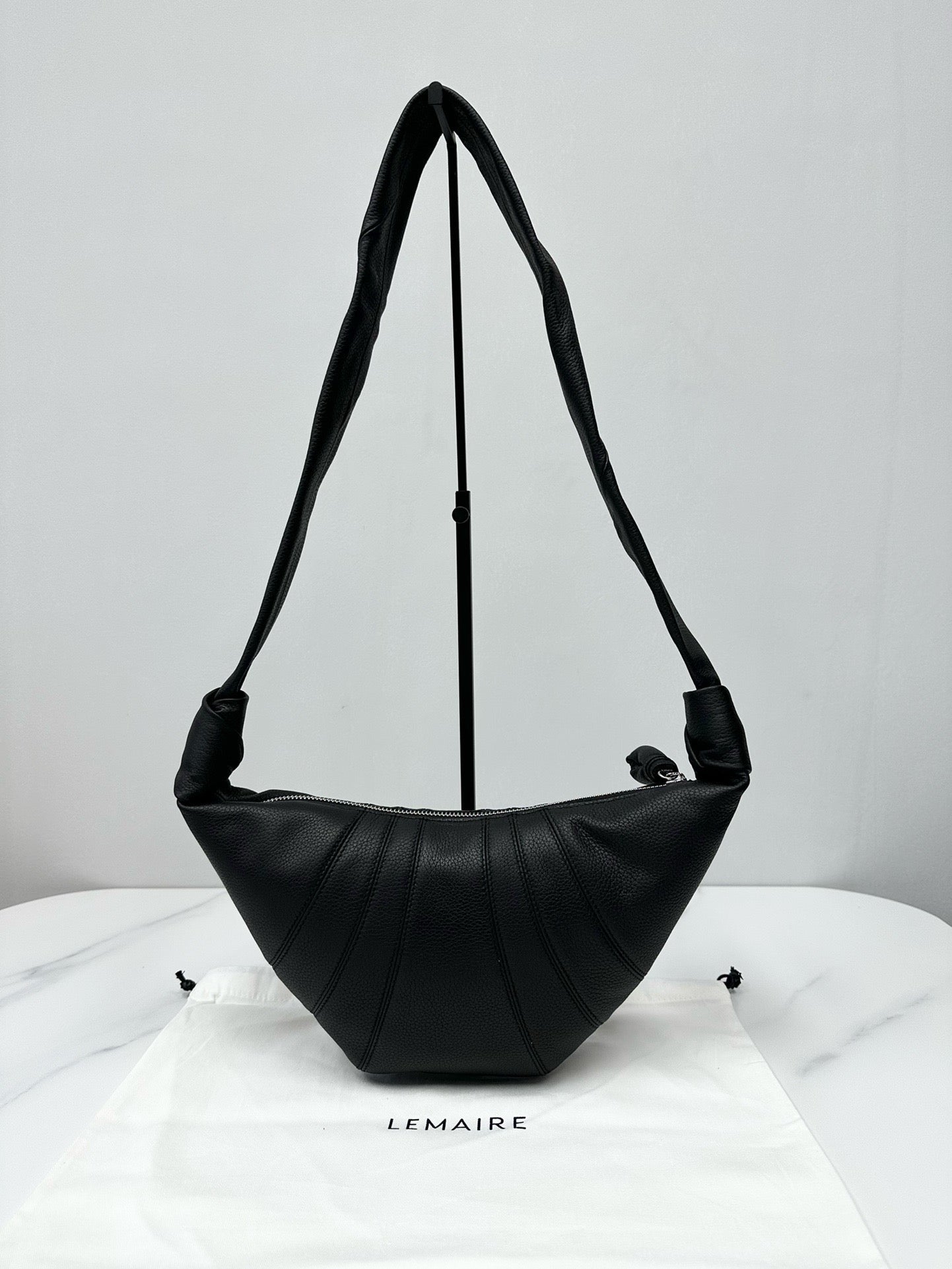 해외재고) 르메르 범백 스몰 그레인 / 블랙