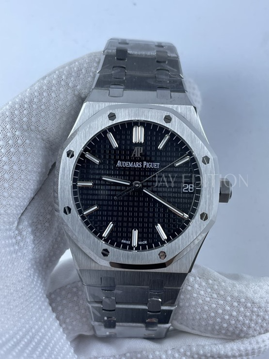 오데마피게 로얄오크 15500 스틸 블랙 다이얼