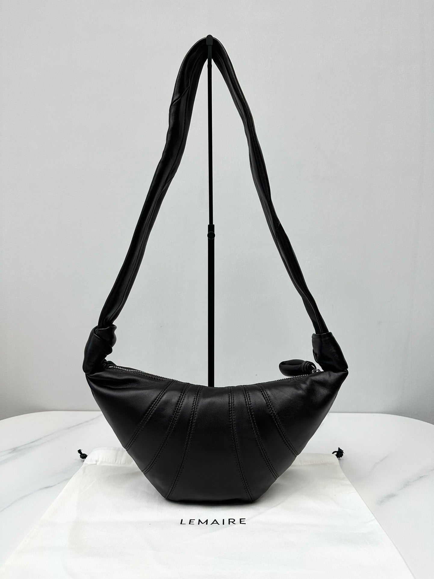 해외재고) 르메르 범백 스몰 램스킨 / 다크브라운