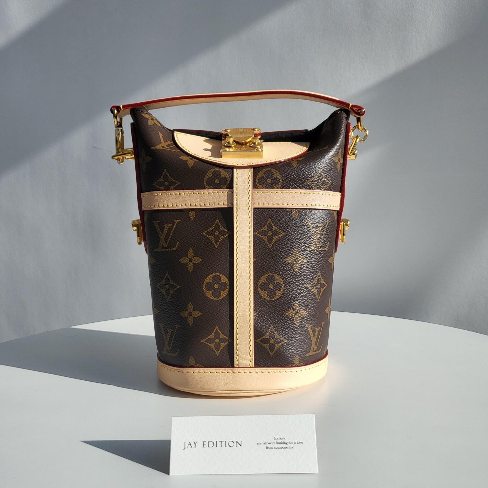 루이비통 더플백 PM