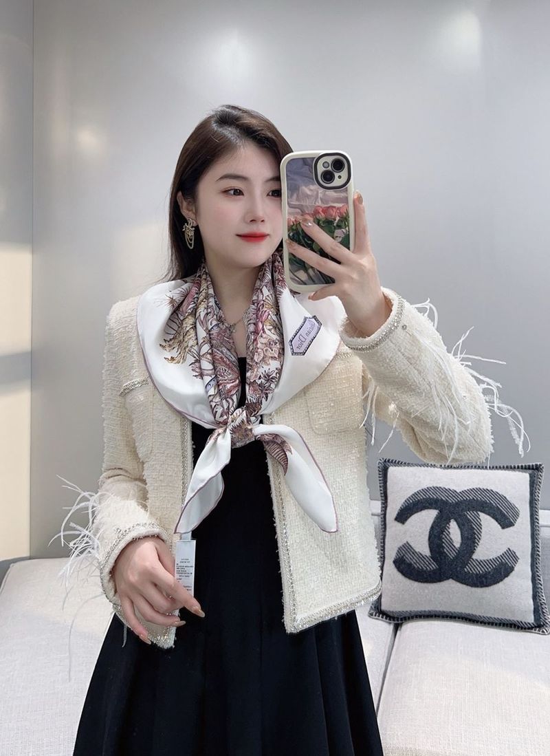 디올 스카프