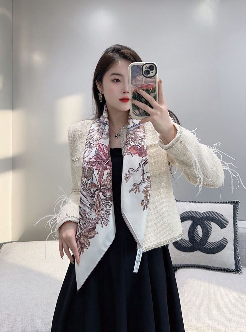 디올 스카프