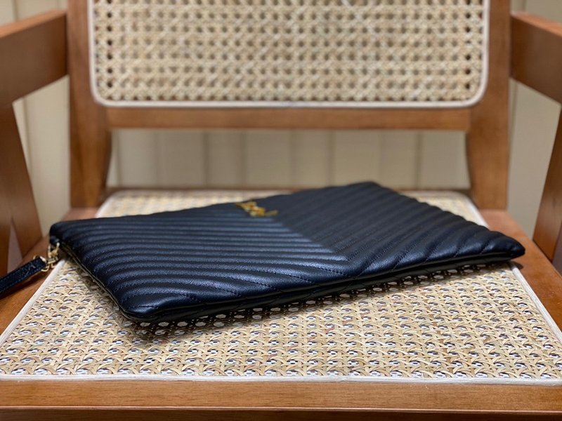 생로랑 모노그램 클러치 라지