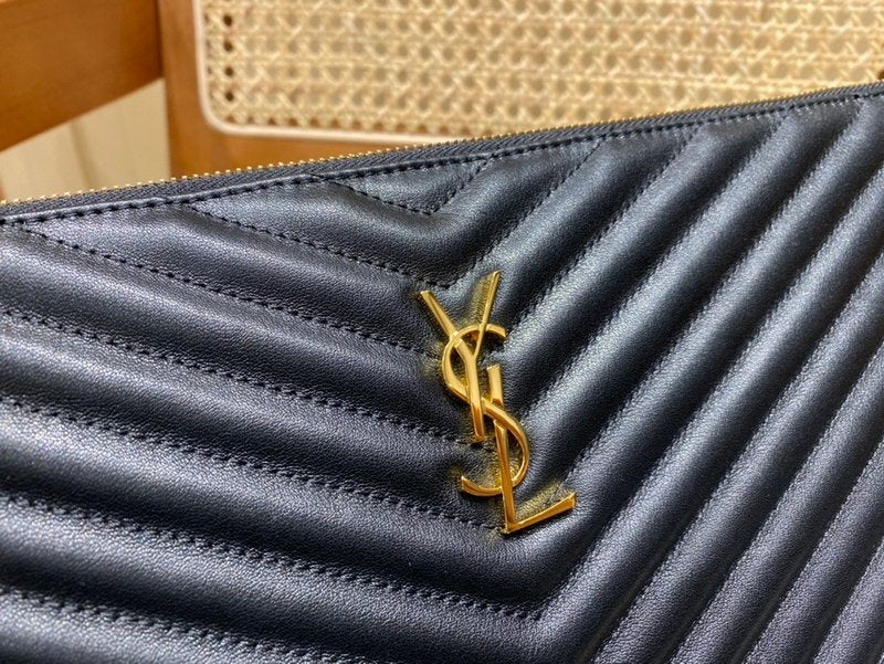 생로랑 모노그램 클러치 라지