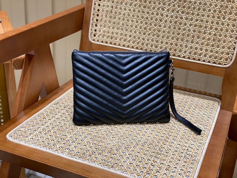 생로랑 모노그램 클러치 미디움