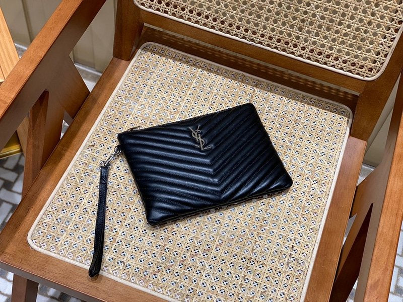 생로랑 모노그램 클러치 미디움