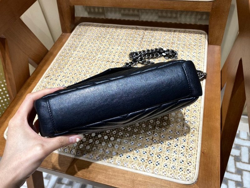 생로랑 컬리지 사첼백 미디움