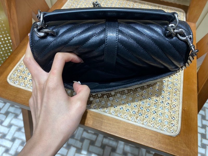 생로랑 컬리지 사첼백 미디움