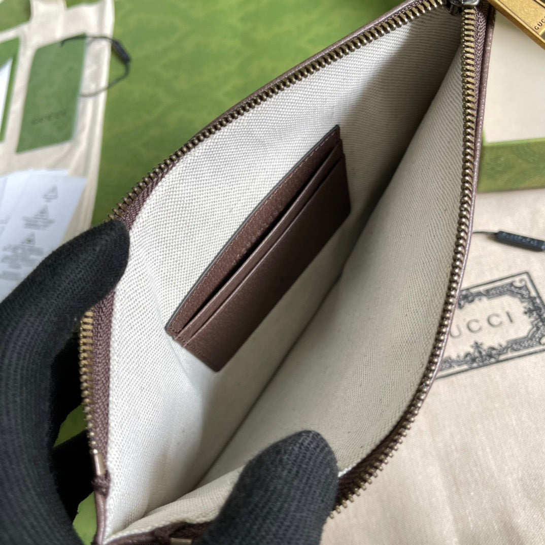 구찌 오피디아 웹 스트랩 클러치