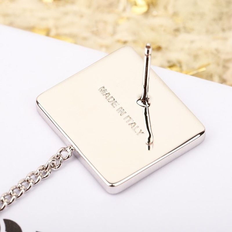 미우미우 귀걸이