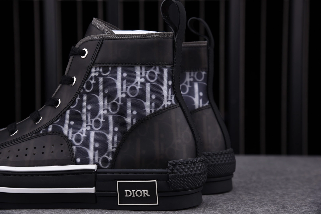 디올 B23 하이탑 스니커즈