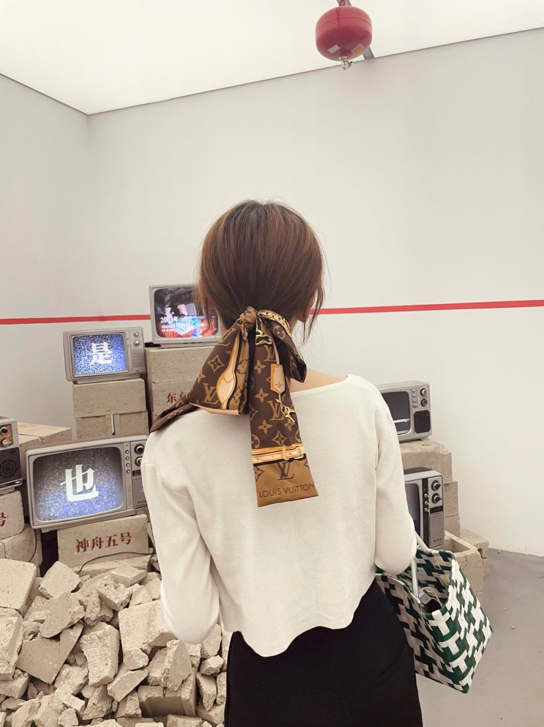 루이비통 모노그램 컨피덴셜 방도