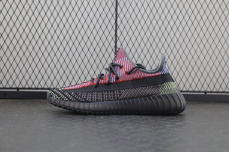 YEEZY 350 V2 예힐 리플렉티브
