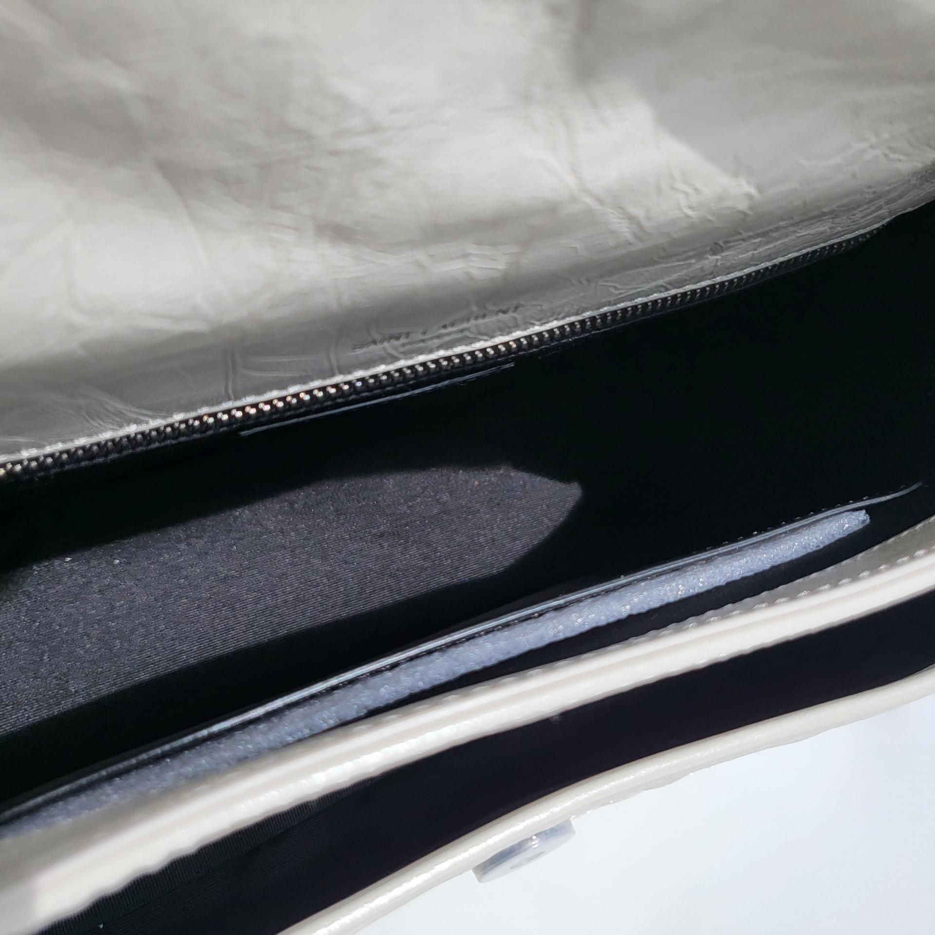 생로랑 니키백 미디움 빈티지 레더