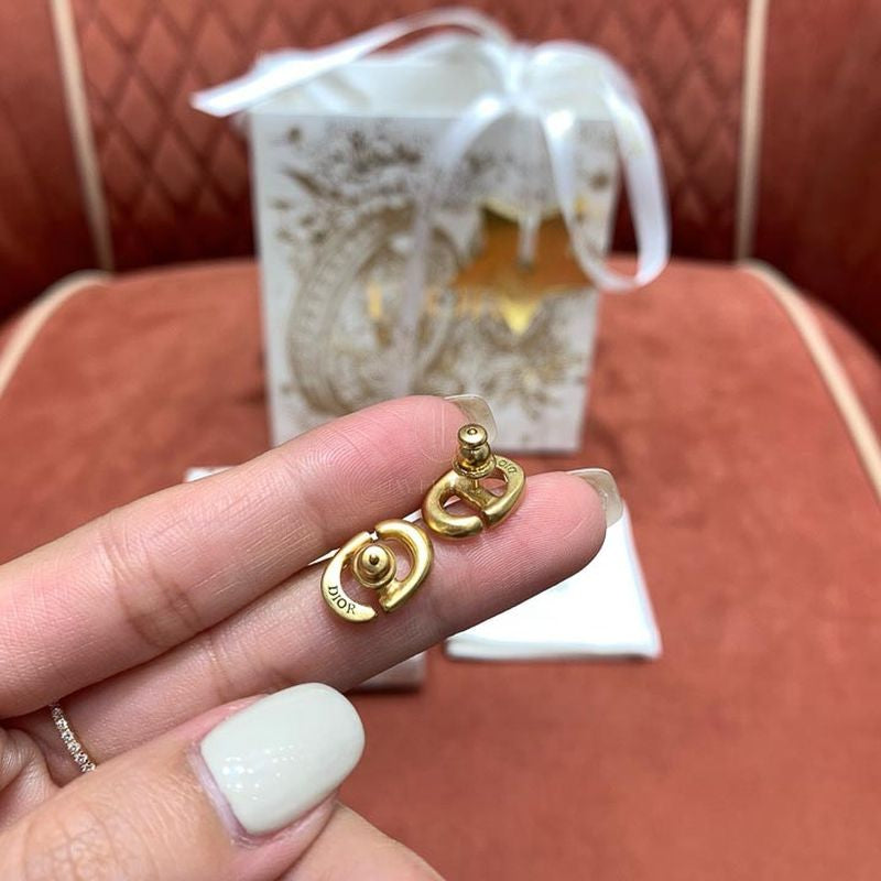 디올 CD NAVY 스터디 귀걸이