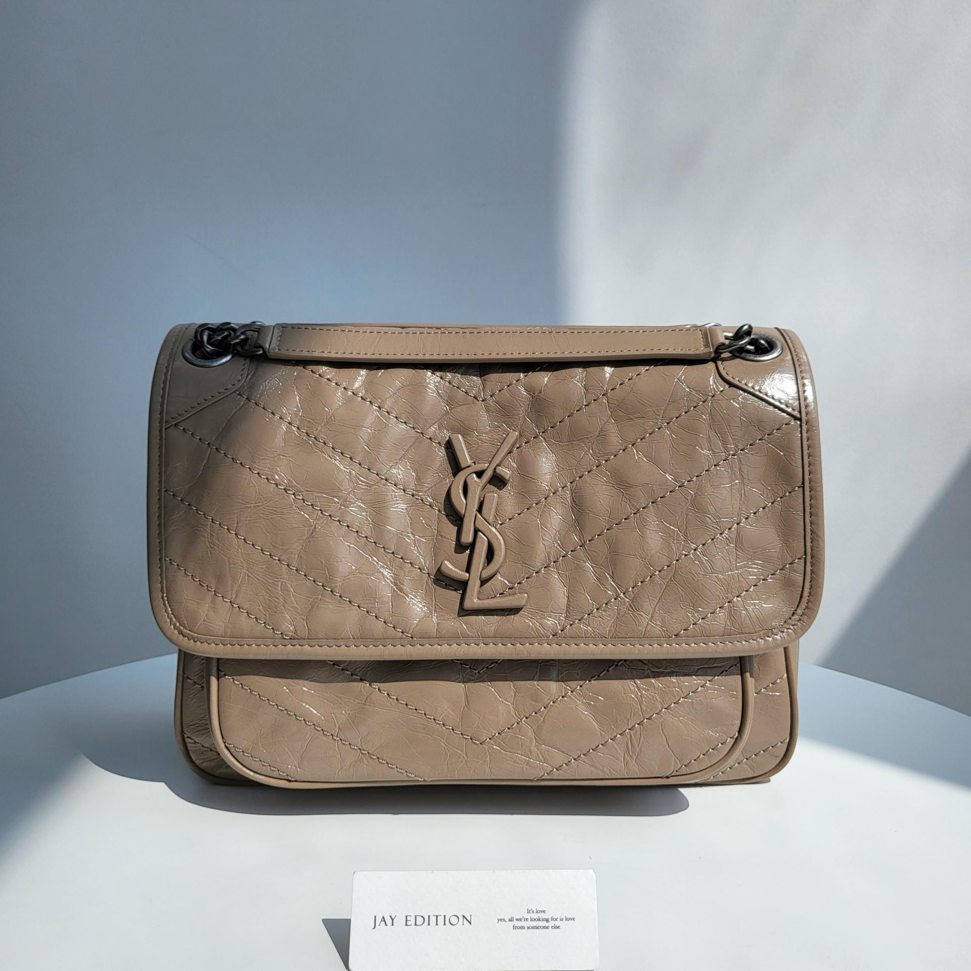 생로랑 니키백 미디움 빈티지 레더