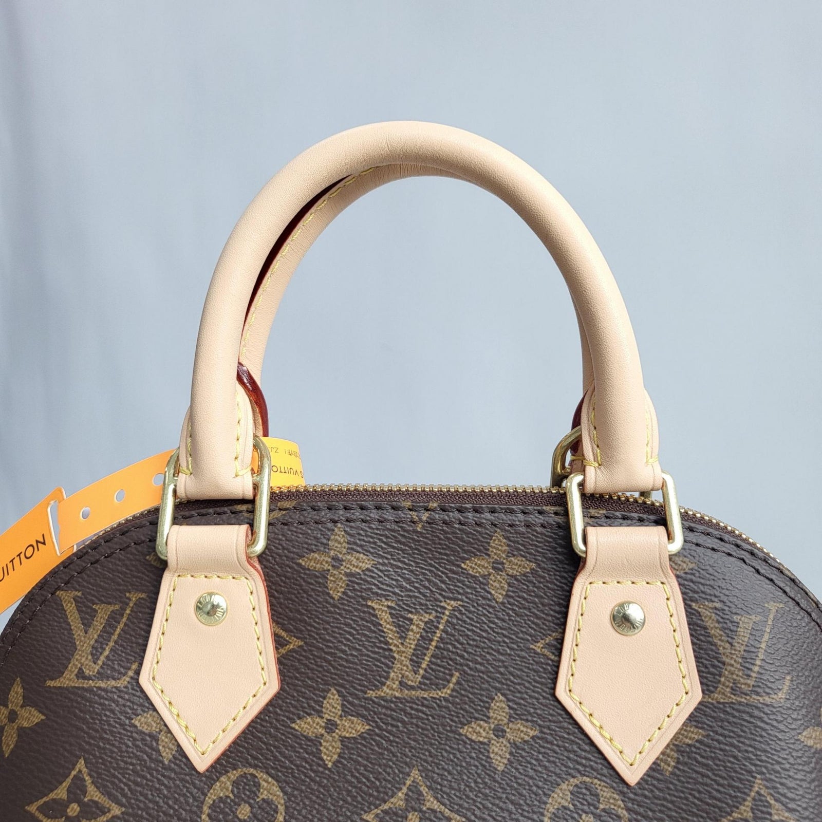 루이비통 알마 BB