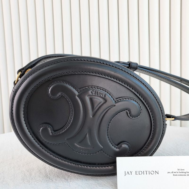 셀린느 퀴르 트리옹프 오벌백