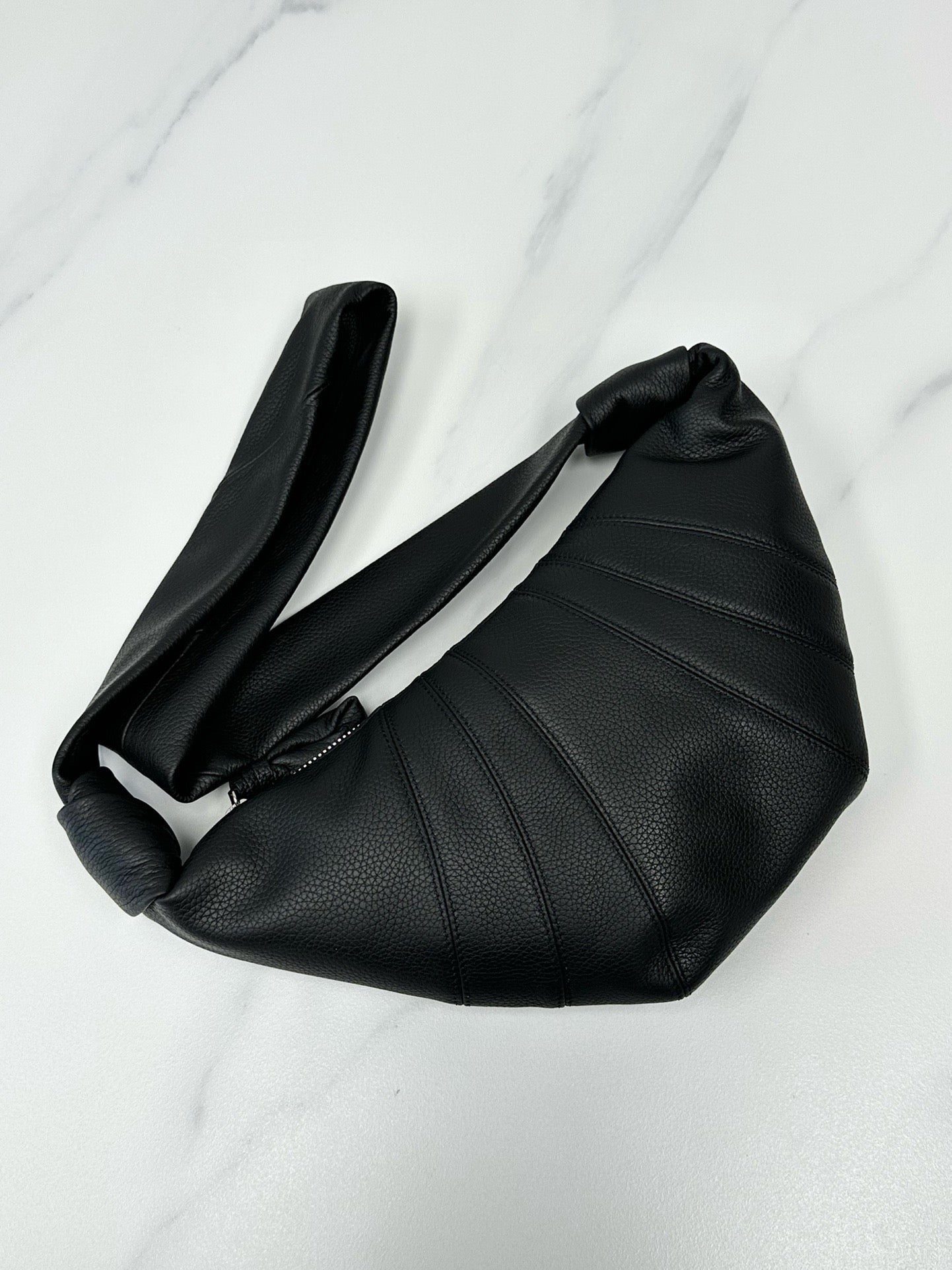 해외재고) 르메르 범백 스몰 그레인 / 블랙