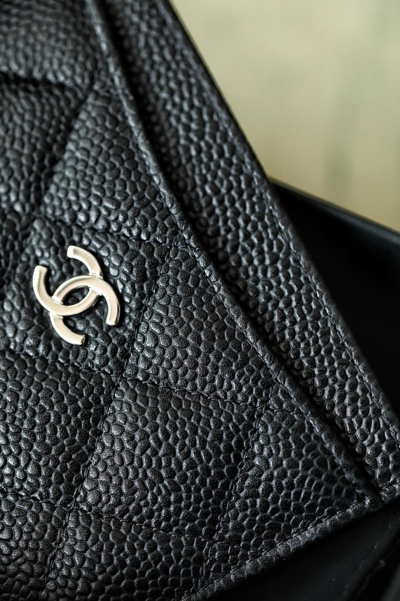 해외재고) 샤넬 클래식 카드 홀더 은장 캐비어 (수량:3개)