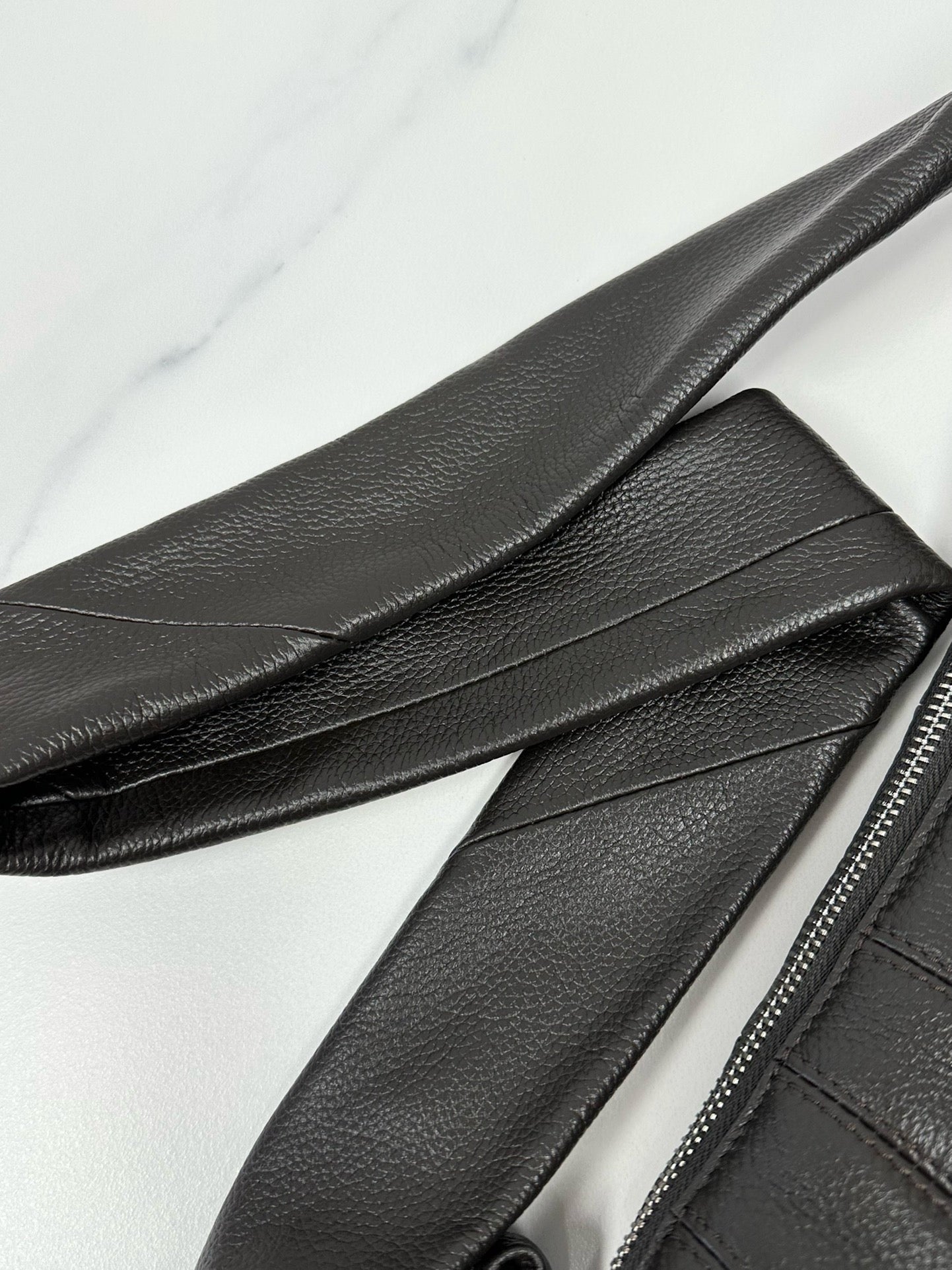 해외재고) 르메르 범백 미디움 그레인 / 다크브라운