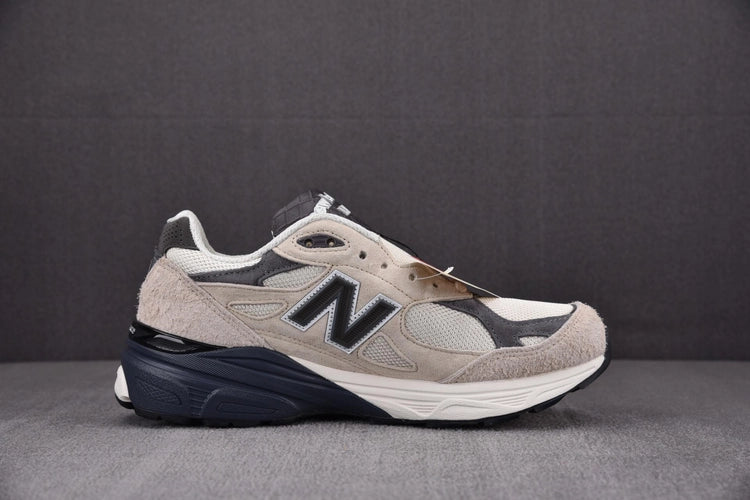 뉴발란스 990v3 메이드 인 USA 문빔 마카다미아 넛