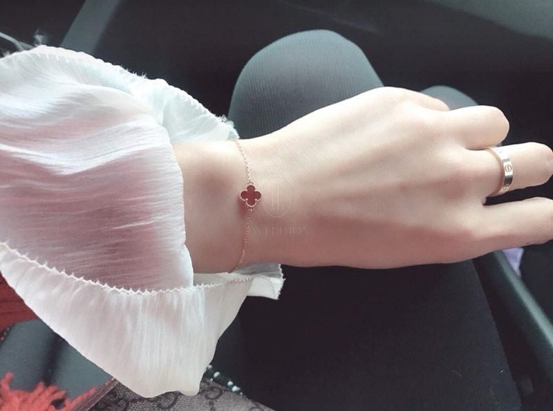 반클리프 스위트 알함브라 브레이슬릿