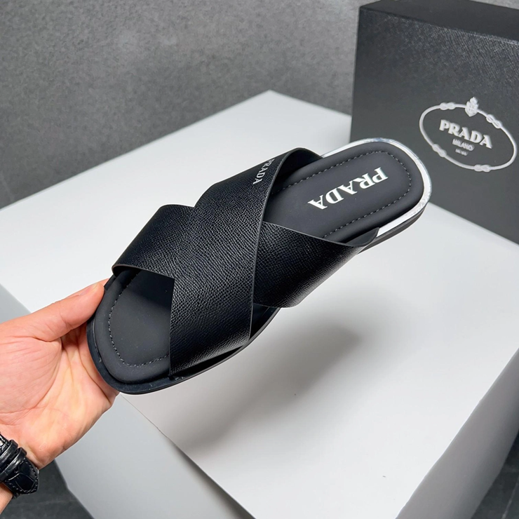프라다 크로스 스트랩 슬리퍼