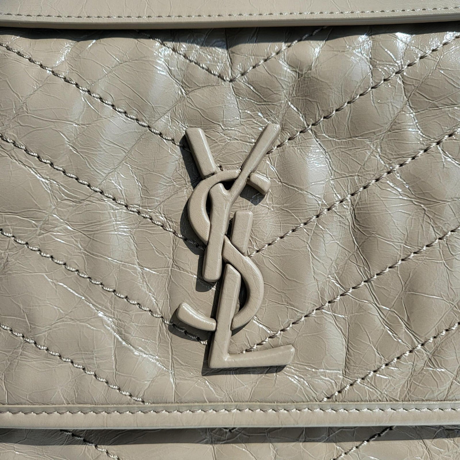 생로랑 니키백 미디움 빈티지 레더