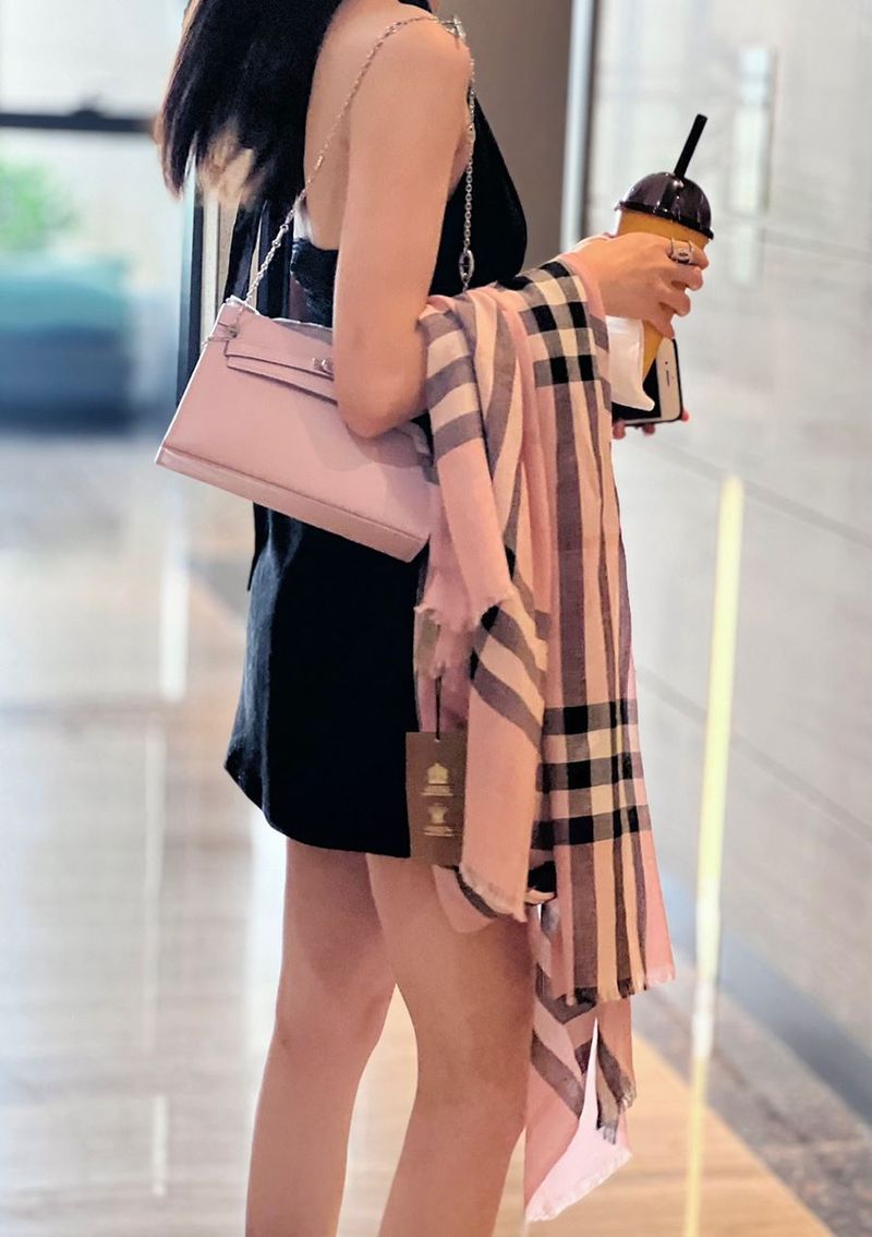 버버리 체크 울 스카프
