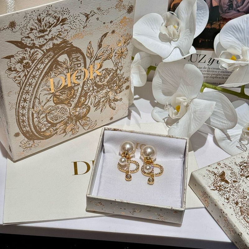 디올 귀걸이