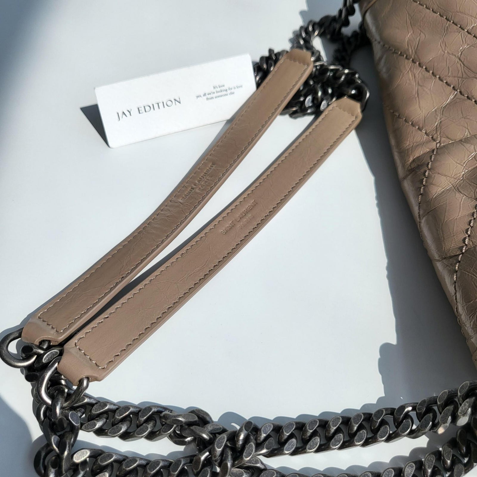 생로랑 니키백 미디움 빈티지 레더