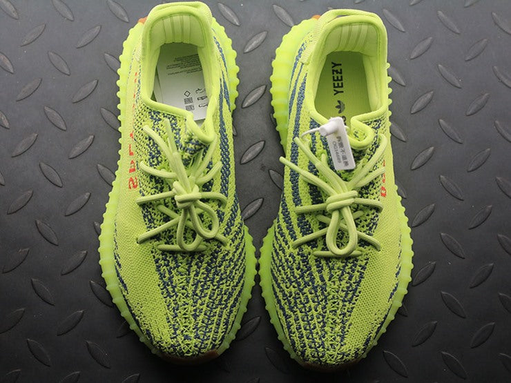 YEEZY 350 V2 세미프로즌
