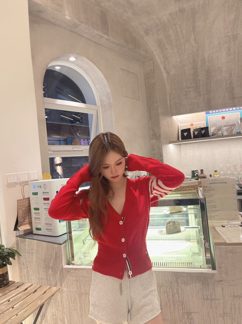 톰브라운 캐시미어 가디건 레드
