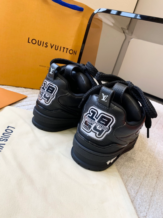 루이비통 스케이트 스니커즈