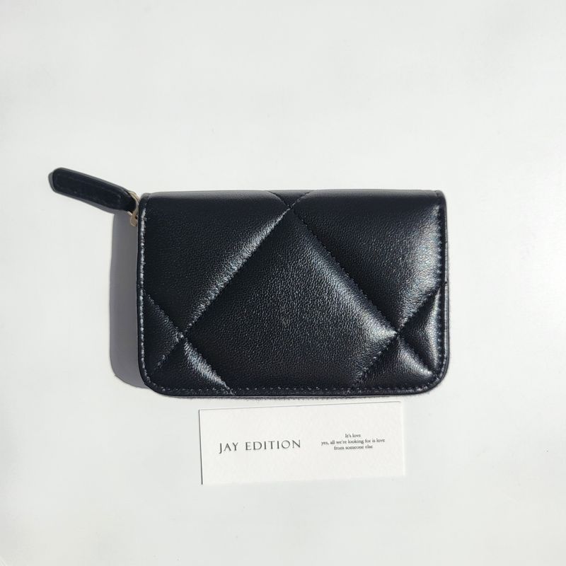 샤넬 19 지퍼 반지갑