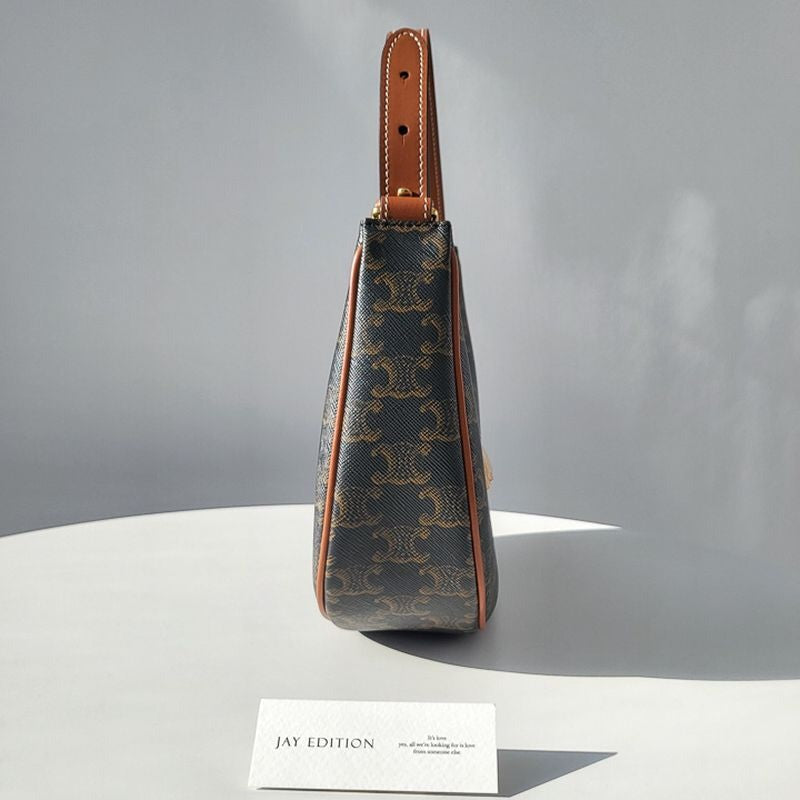 셀린느 트리옹프 아바백 캔버스 미디움