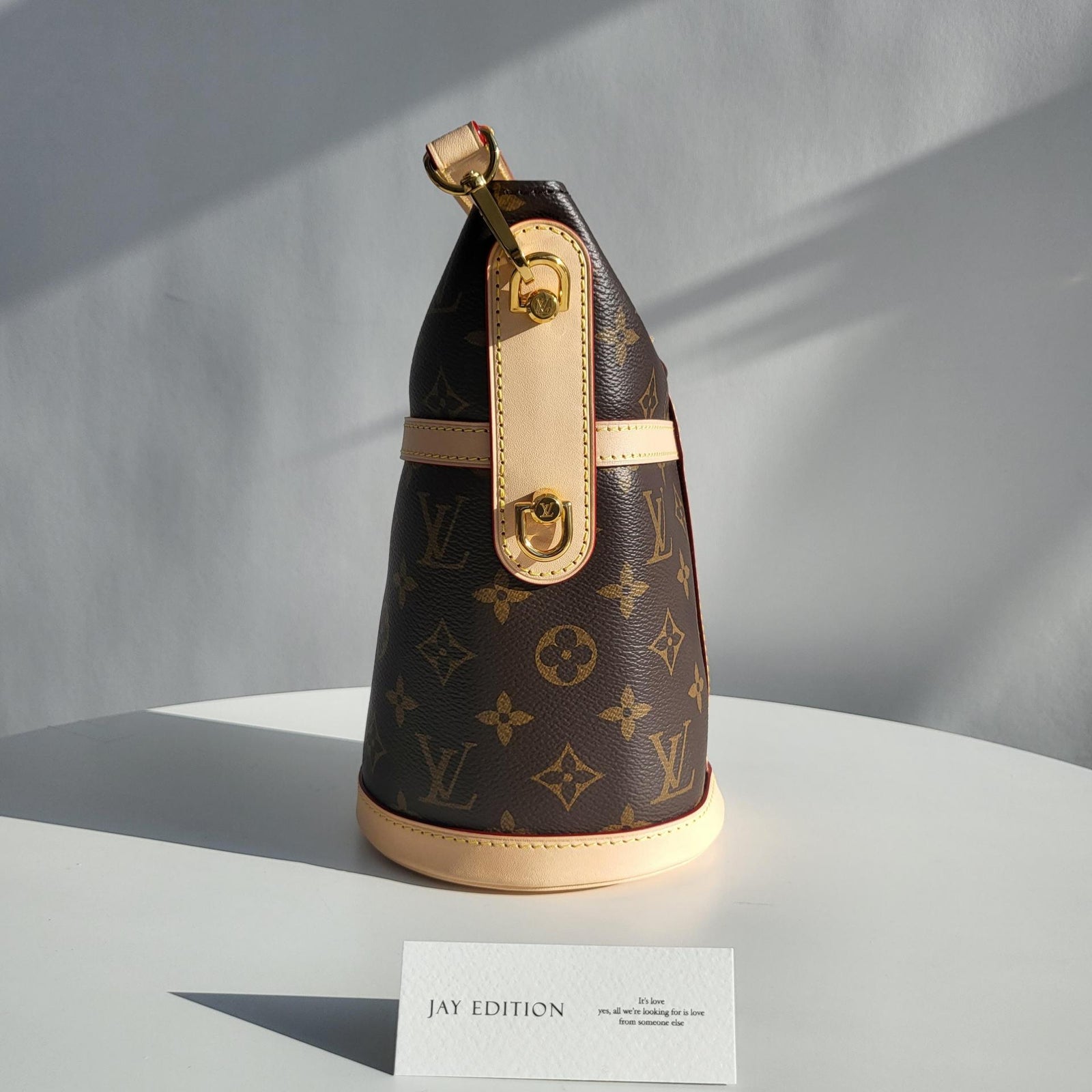 루이비통 더플백 PM