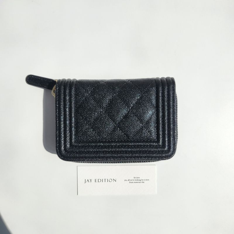 샤넬 보이 지퍼 반지갑