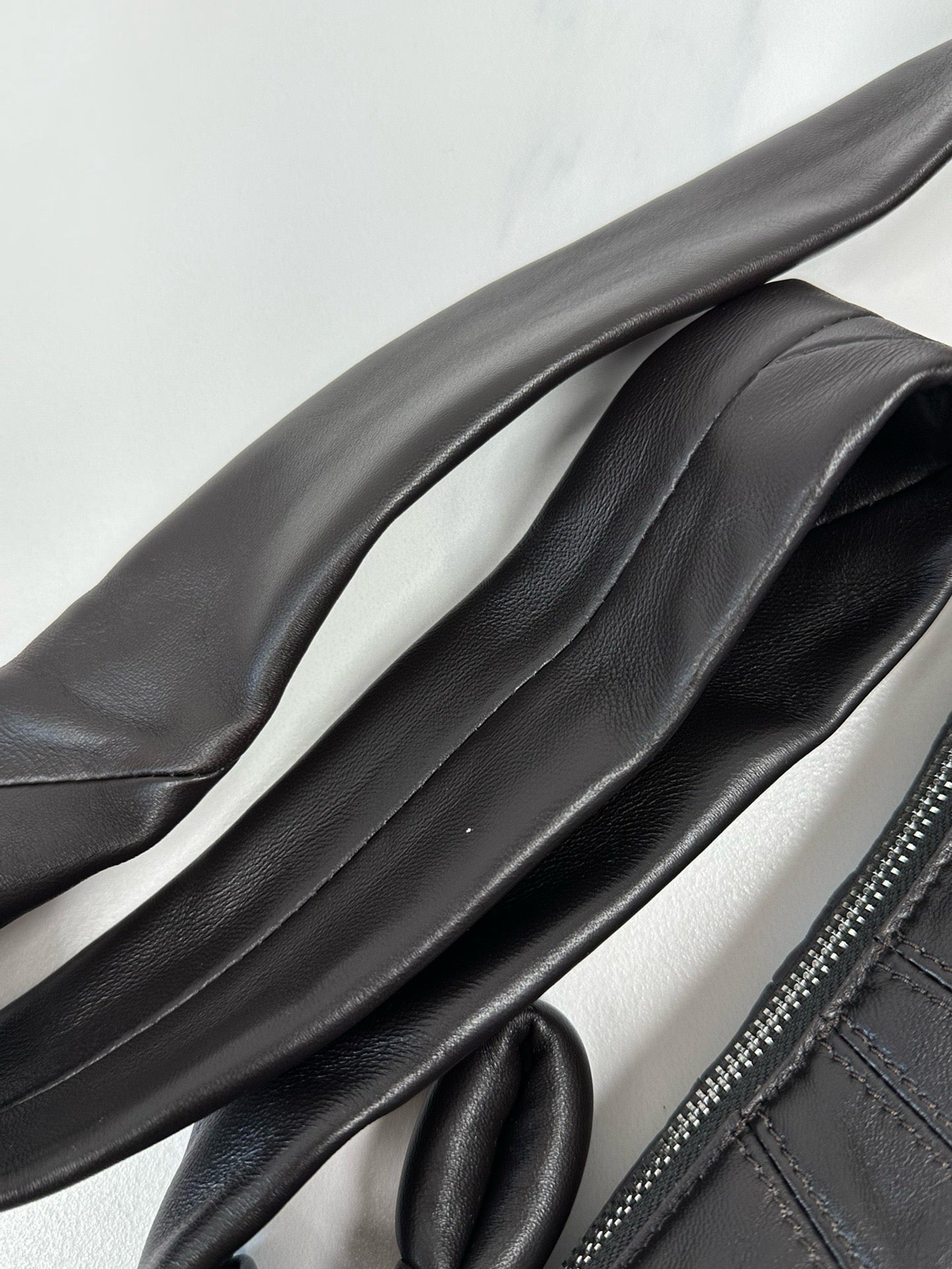 해외재고) 르메르 범백 스몰 램스킨 / 다크브라운