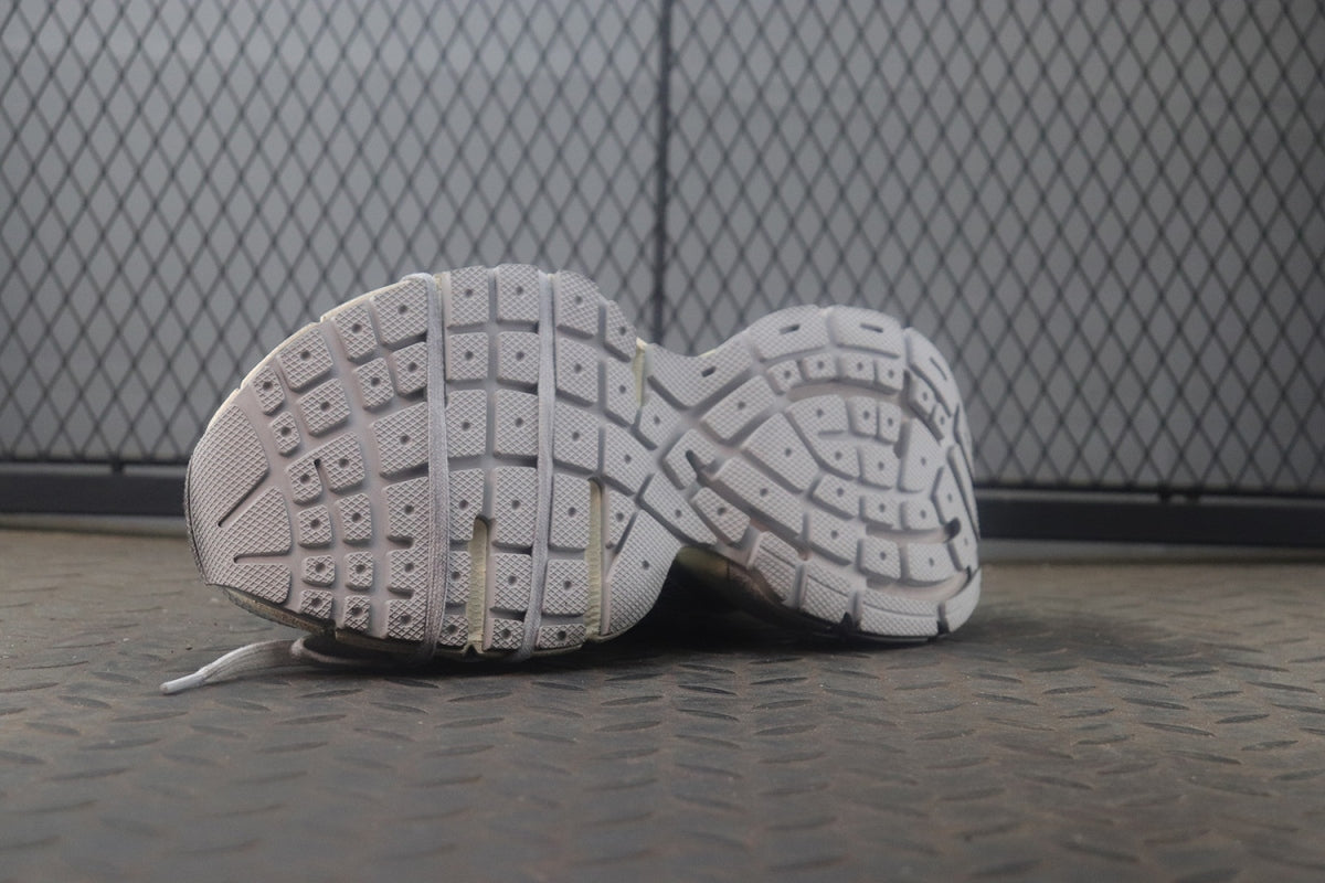 발렌시아가 3XL 에그쉘 스니커즈