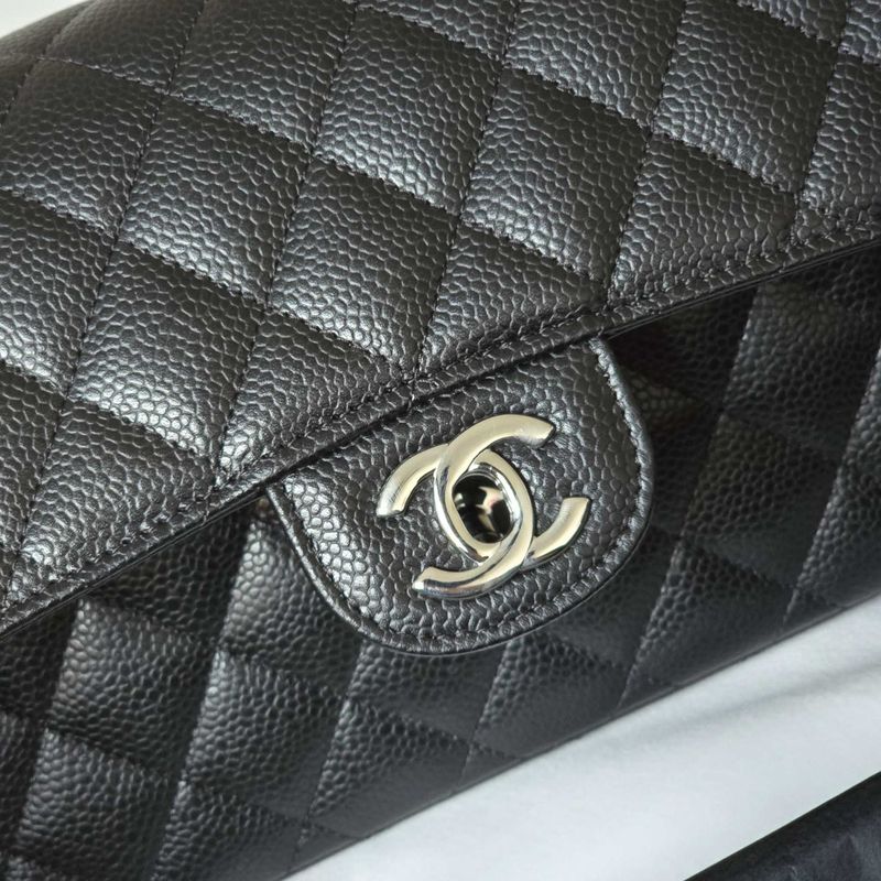 샤넬 클래식 플랩백 스몰 캐비어