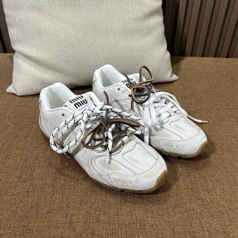 뉴발란스 x 미우 미우 530 SL 레더 스니커즈 화이트