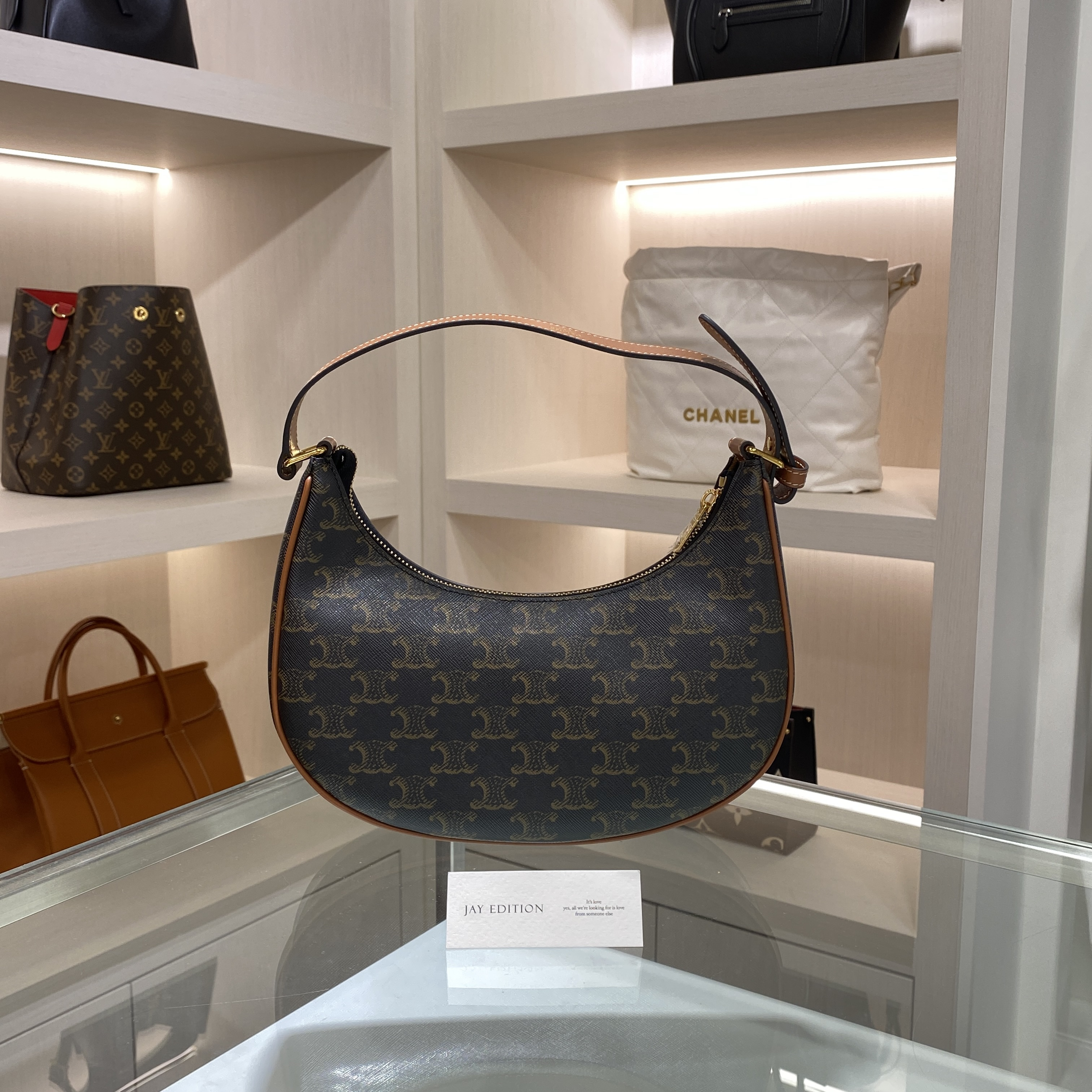 셀린느 아바 숄더백 캔버스