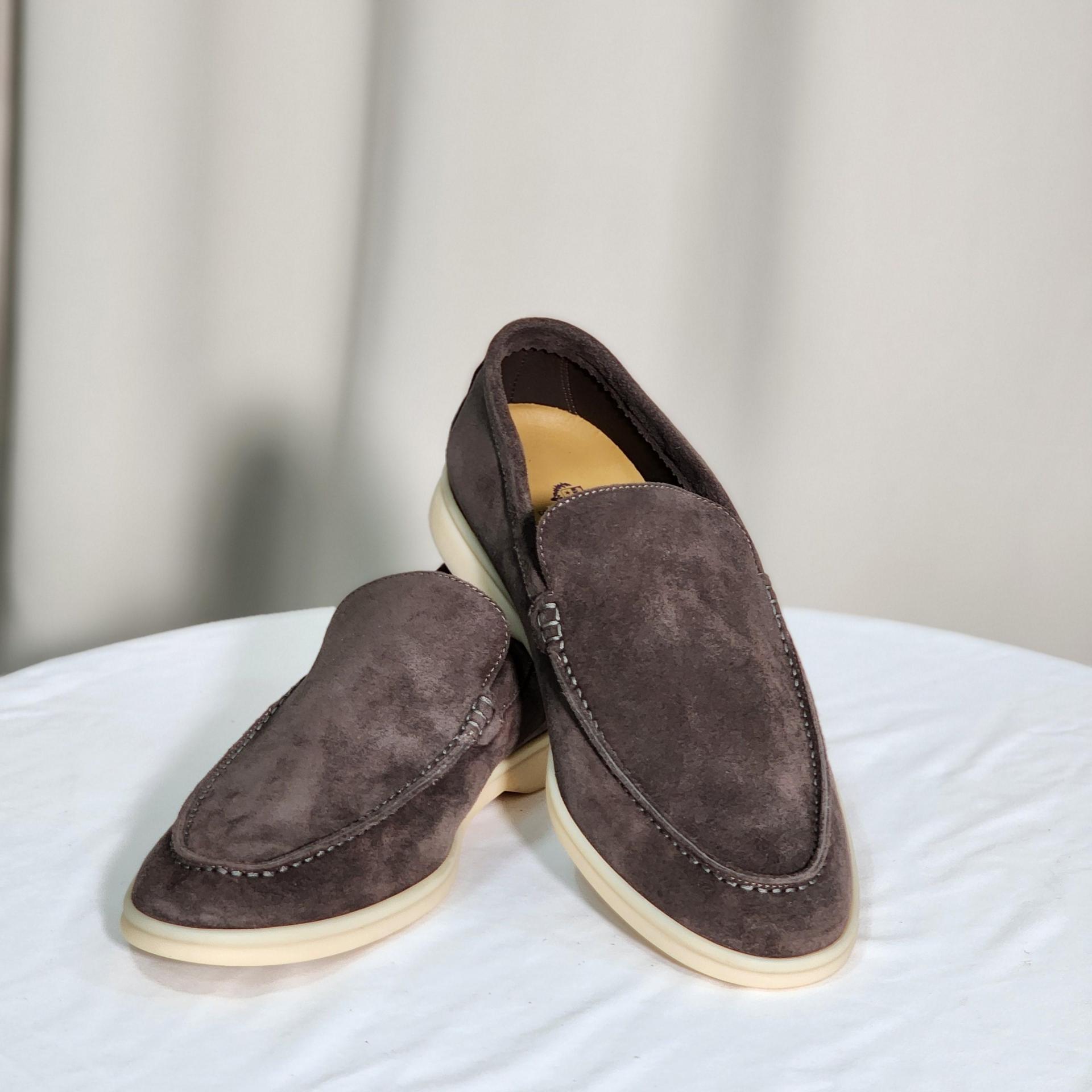 국내) 로로피아나 썸머워크 남성용 로퍼 / 모카브라운 42 (박스x)