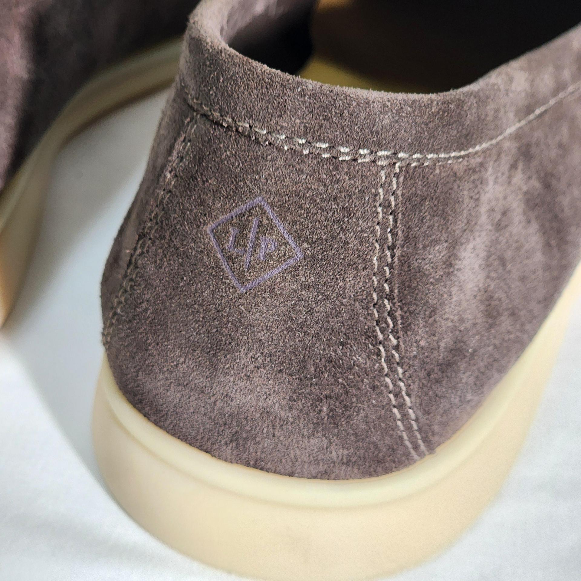 국내) 로로피아나 썸머워크 남성용 로퍼 / 모카브라운 42 (박스x)