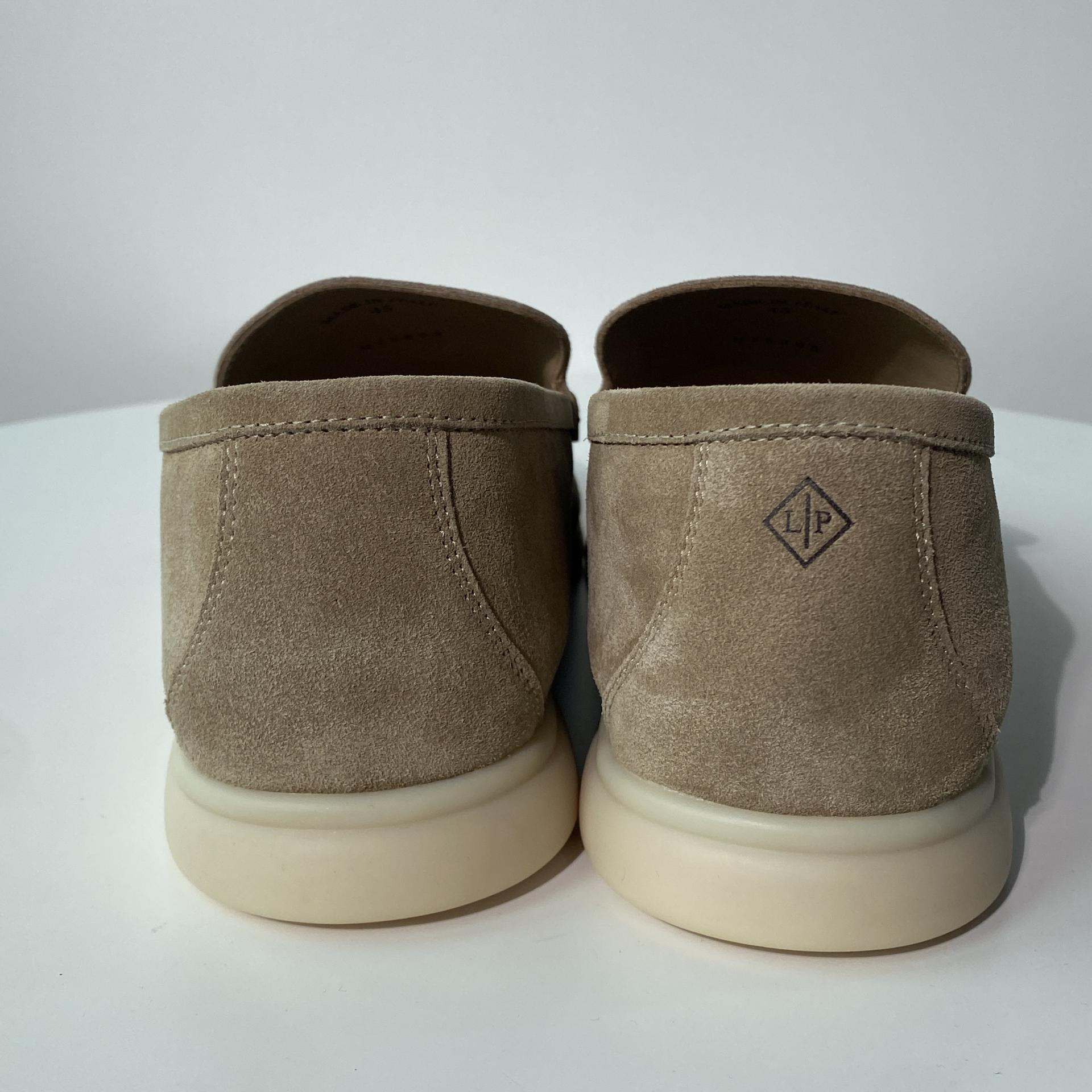 국내) 로로피아나 썸머워크 남성용 로퍼 / 샌드스톤 45