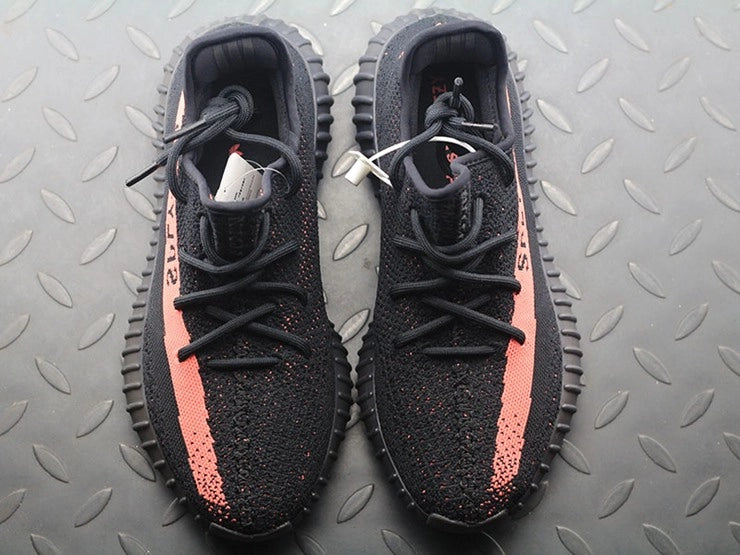 YEEZY 350 V2 레드