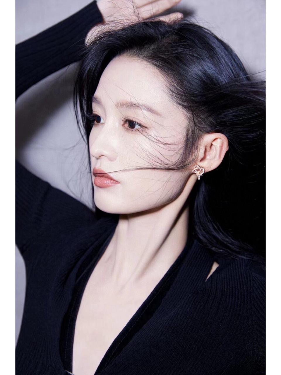 티파니 노트 스터드 이어링